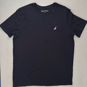 Nautica Men’s Classic Navy Blue T-Shirt Medium